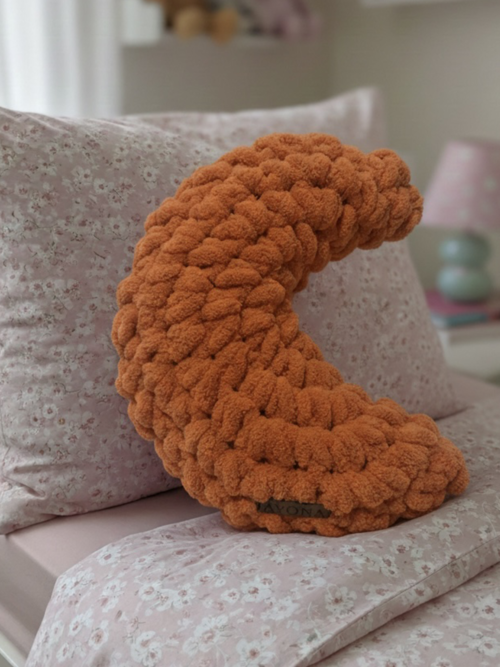 Ayona El Örgüsü Turuncu Puffy Ay Yastık - Ultra Yumuşak Hediyelik Dekoratif Yastık 34X25 cm