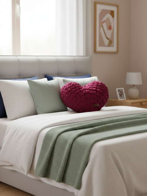 Ayona El Örgüsü Küçük Bordo Kalp Figürlü Dekoratif Puffy Yastık - Ultra Yumuşak - Yatak ve Koltuk Üstü Estetik Tasarım