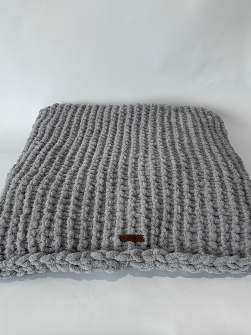 Ayona El Örgüsü Premium Kedi Köpek Yatağı - Ultra Yumuşak Pofuduk Gümüş Gri Pet Minderi - Yıkanabilir Hayvan Yatağı