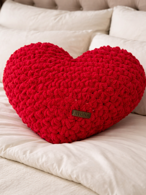 Ayona El Örgüsü Kırmızı Puffy Kalp Yastık - Ultra Yumuşak Hediyelik Dekoratif Yastık 44X40 cm
